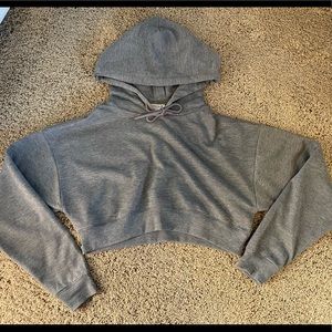FOREVER 21 GREY CROPPED HOODIE
